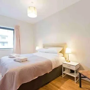  Apartment Luxury Two Bedroom In